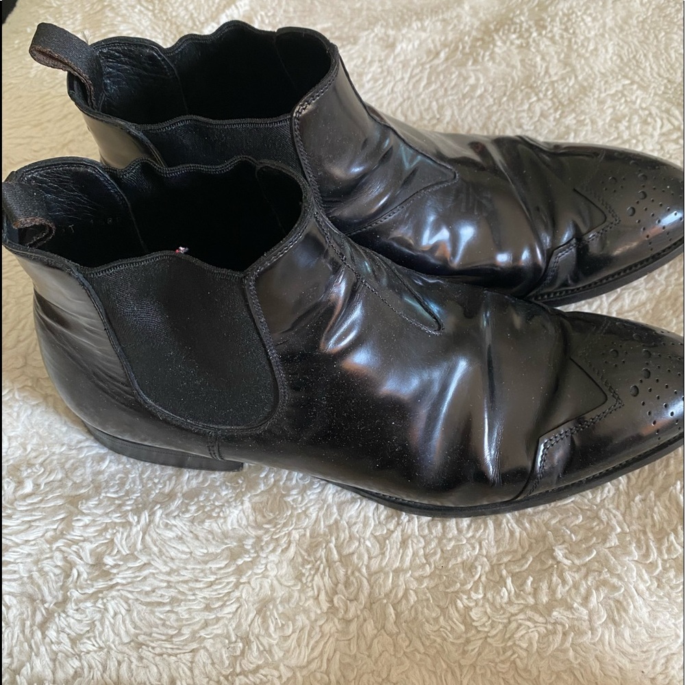 MENS PRADA LEATHER BOOTS